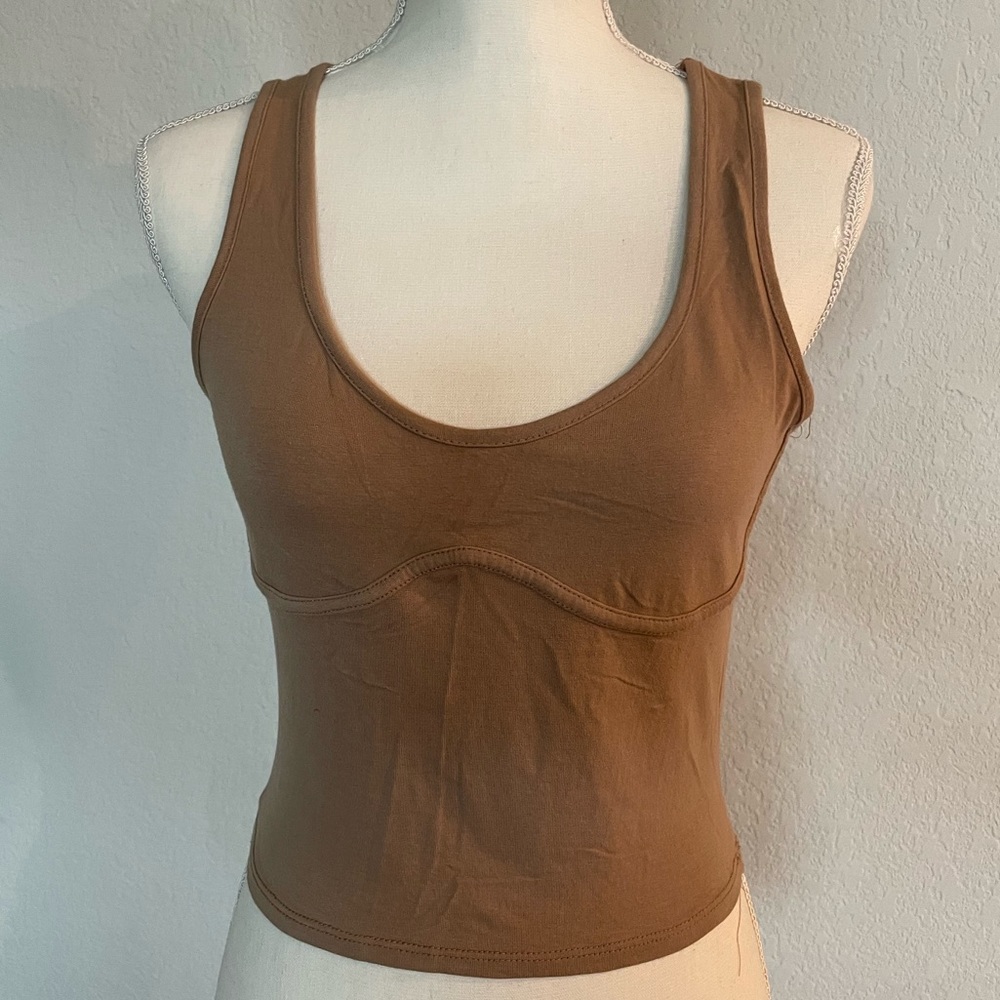 Heart & Hips Size L Tan Tank Top